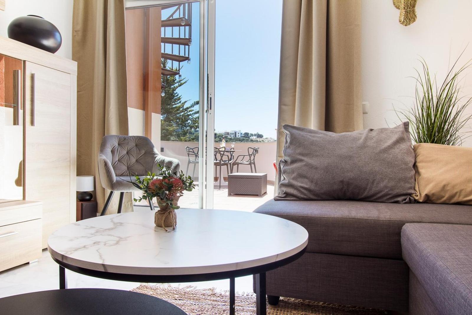 Apartment With Solarium In
